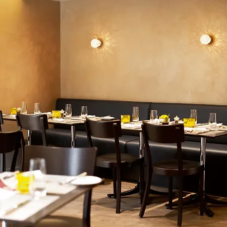 Glockenhof Hotel 4*