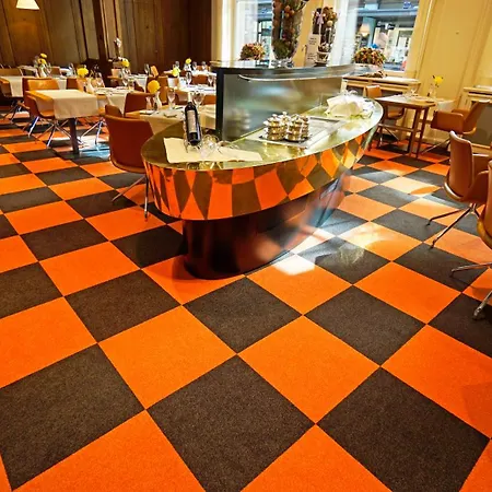 غلوكينهوف زيوريخ 4*