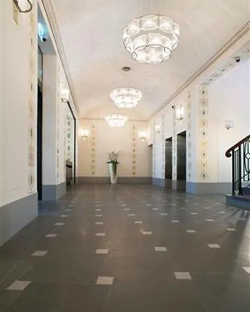 Glockenhof Hotel