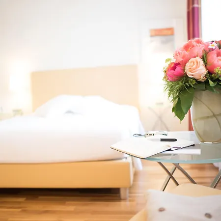 Hotel Glockenhof 4*