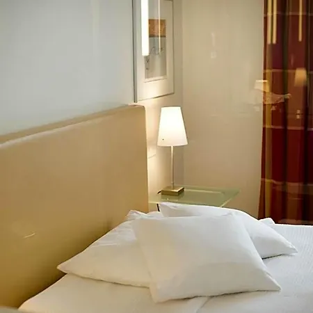 Hotel Glockenhof 4*