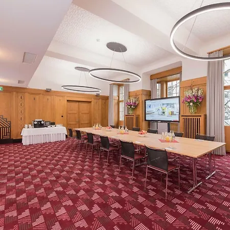 Hotel Glockenhof 4*