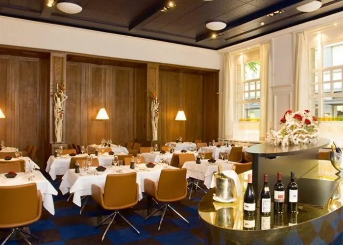 Hotel Glockenhof 4*