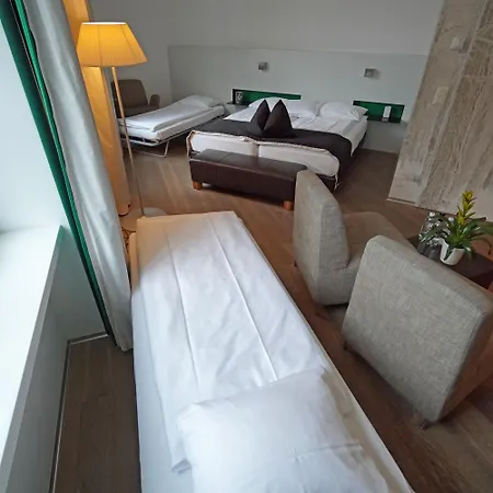 Glockenhof Готель 4*